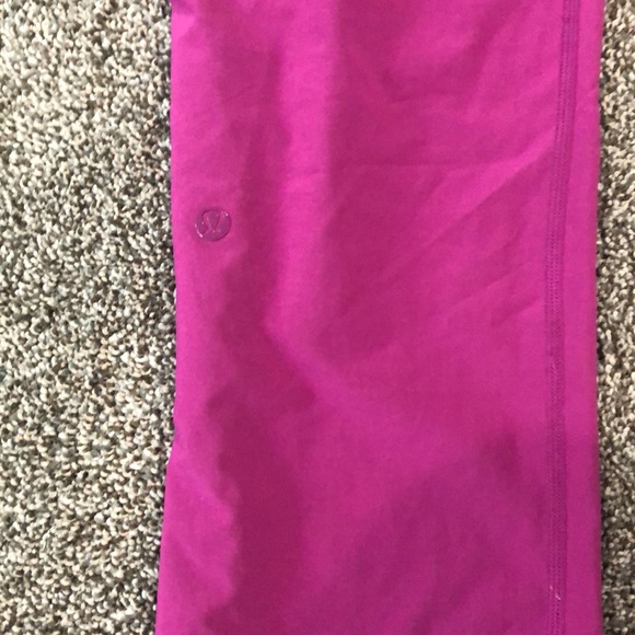 Lululemon pants - Picture 3 of 4